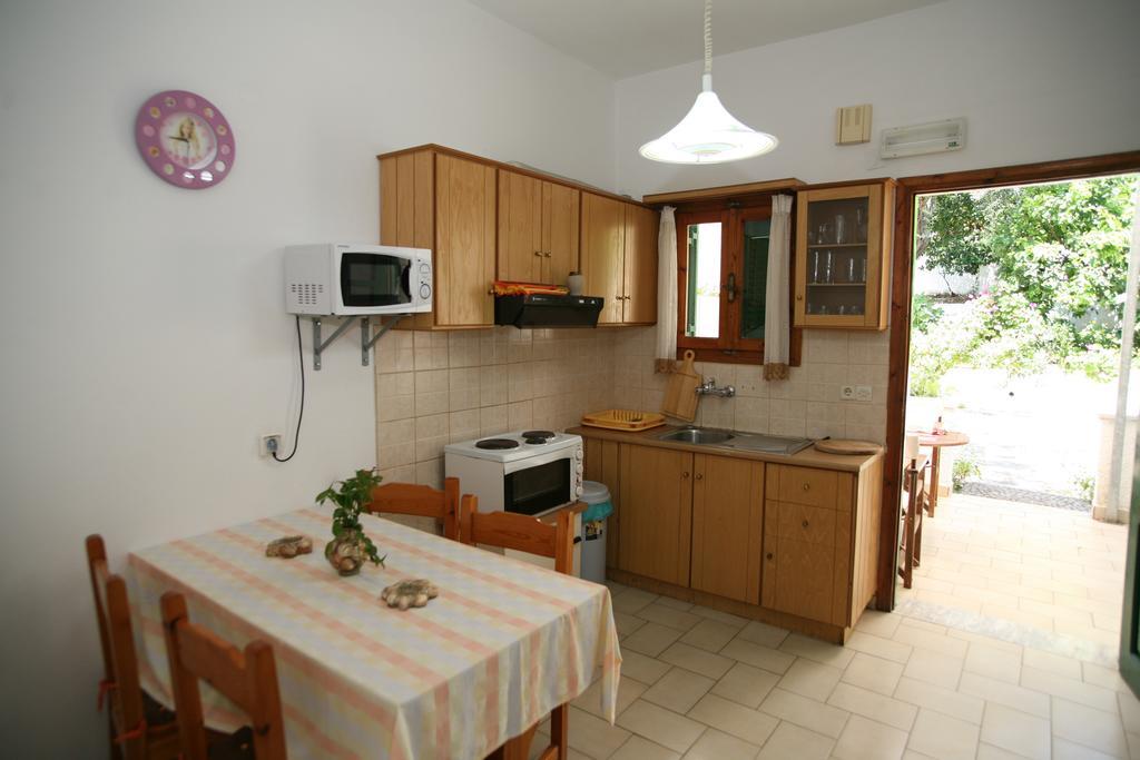 Alex-giannis Apartments, Appartement Barbati